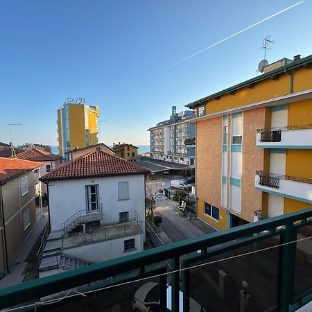App4Rent - Villa Mimosa - Family Apartment 리도 디 예솔로 외부 사진