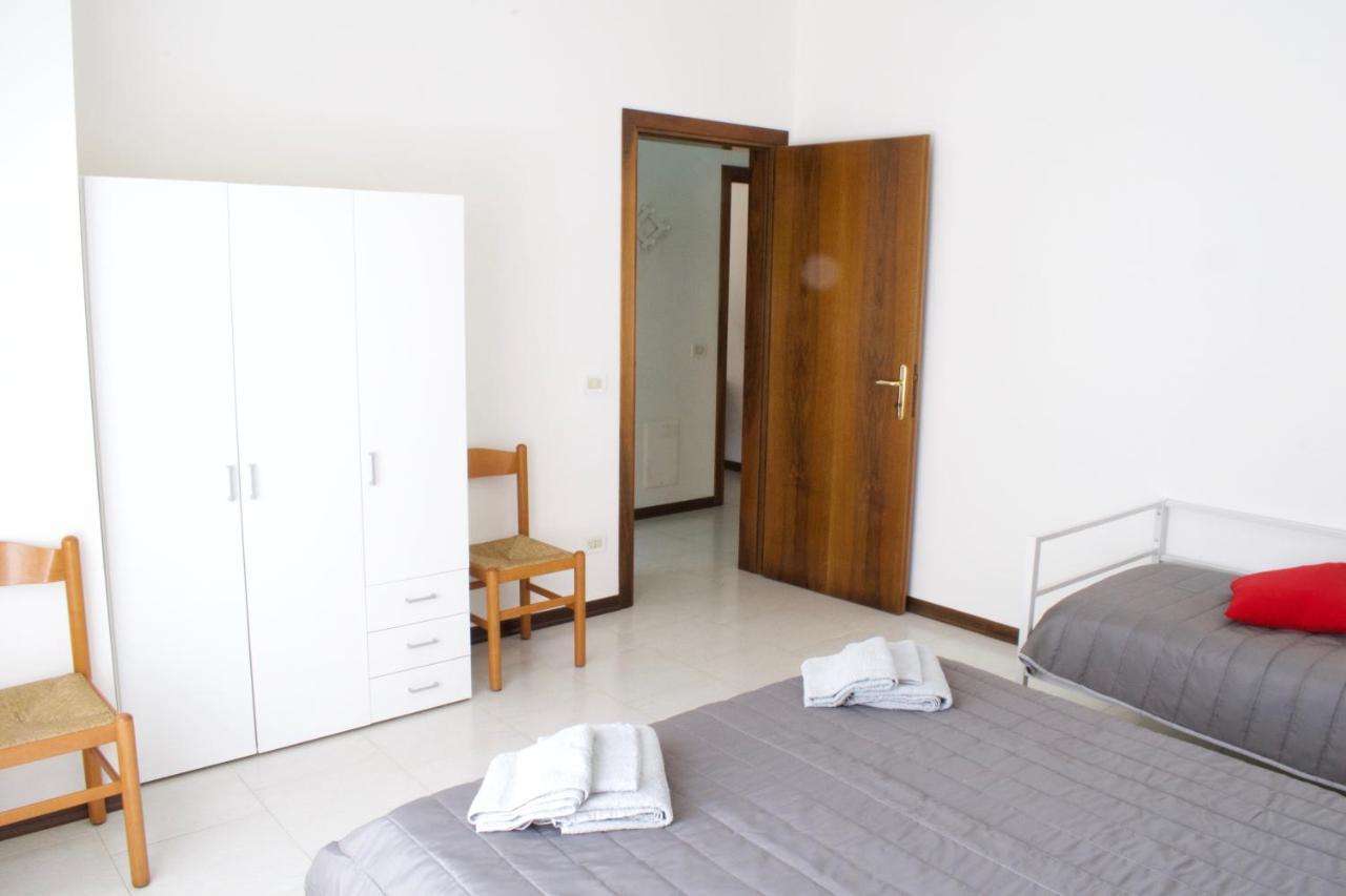 App4Rent - Villa Mimosa - Family Apartment 리도 디 예솔로 외부 사진